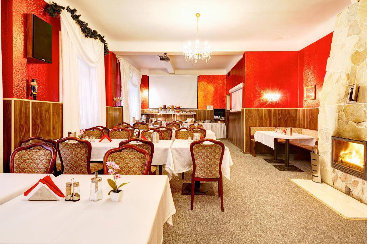 Askania Hotel Браунлаге Екстериор снимка