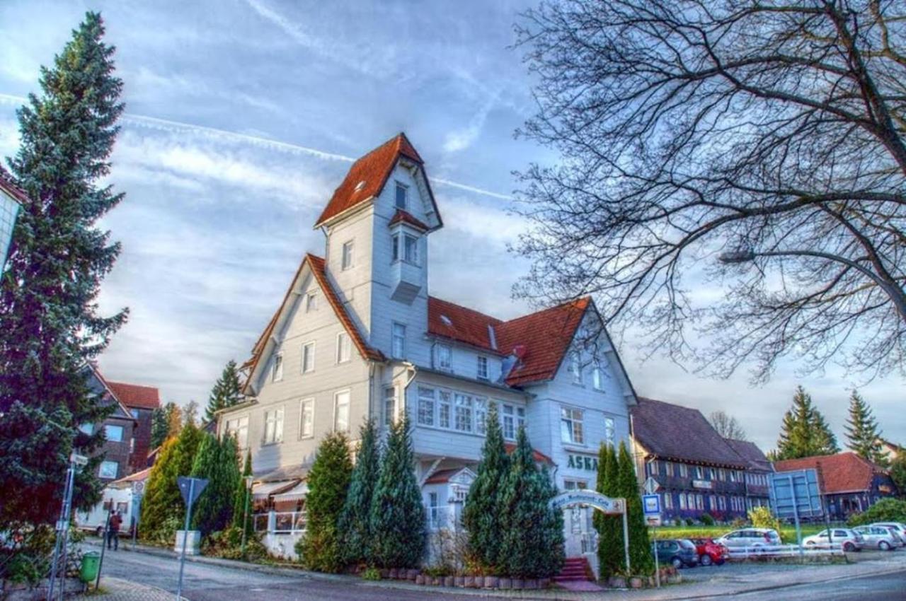 Askania Hotel Браунлаге Екстериор снимка