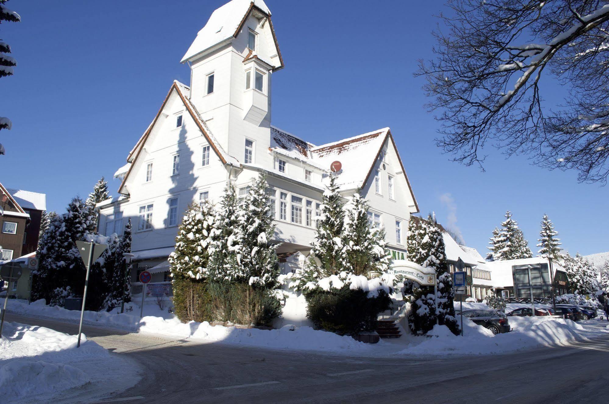 Askania Hotel Браунлаге Екстериор снимка