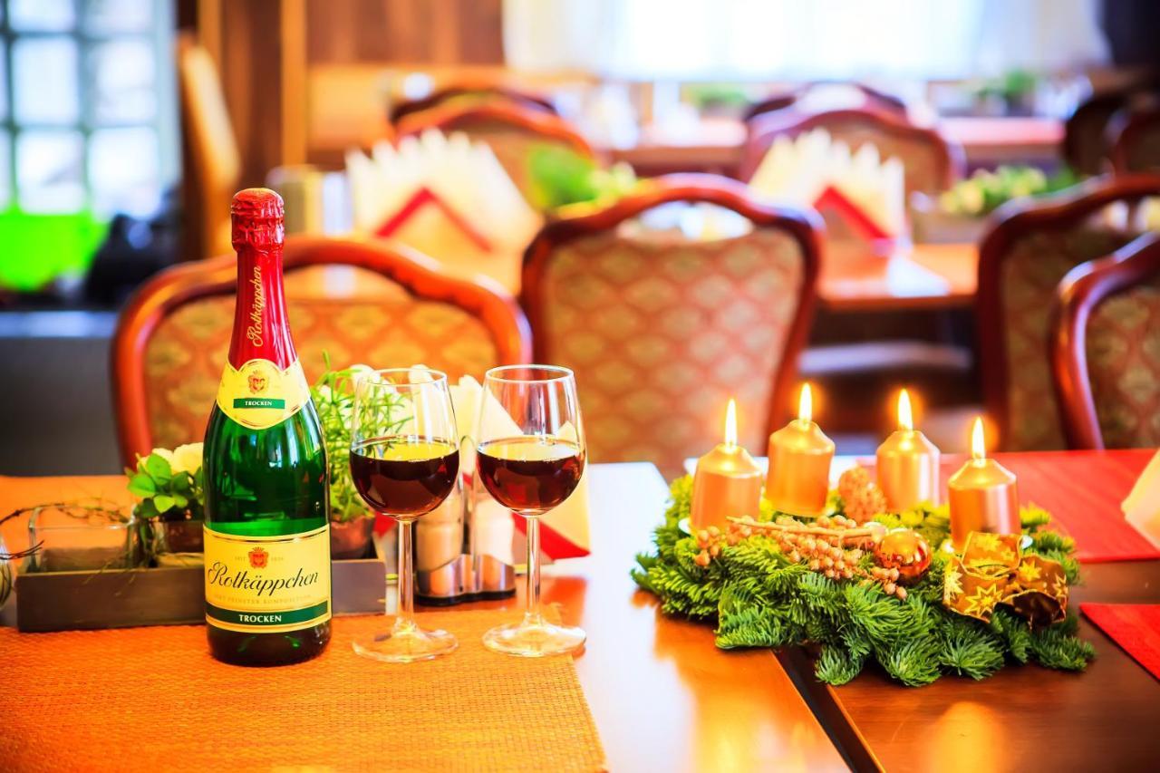 Askania Hotel Браунлаге Екстериор снимка