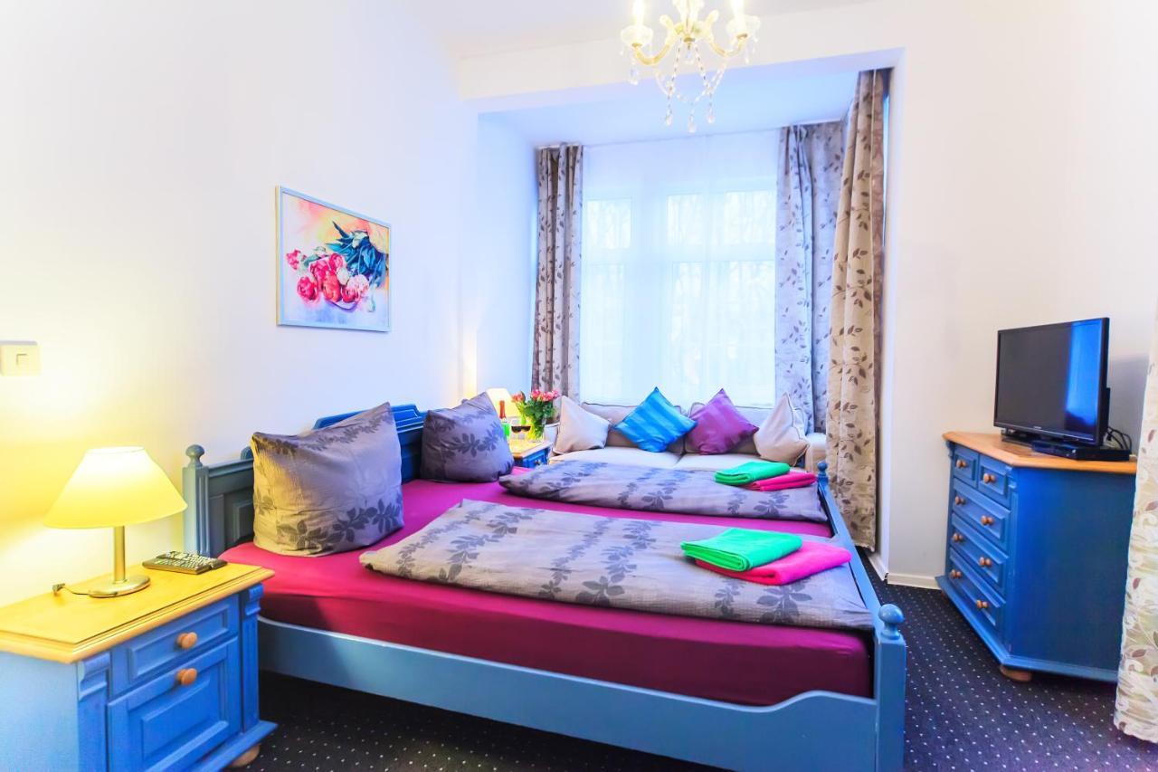 Askania Hotel Браунлаге Екстериор снимка
